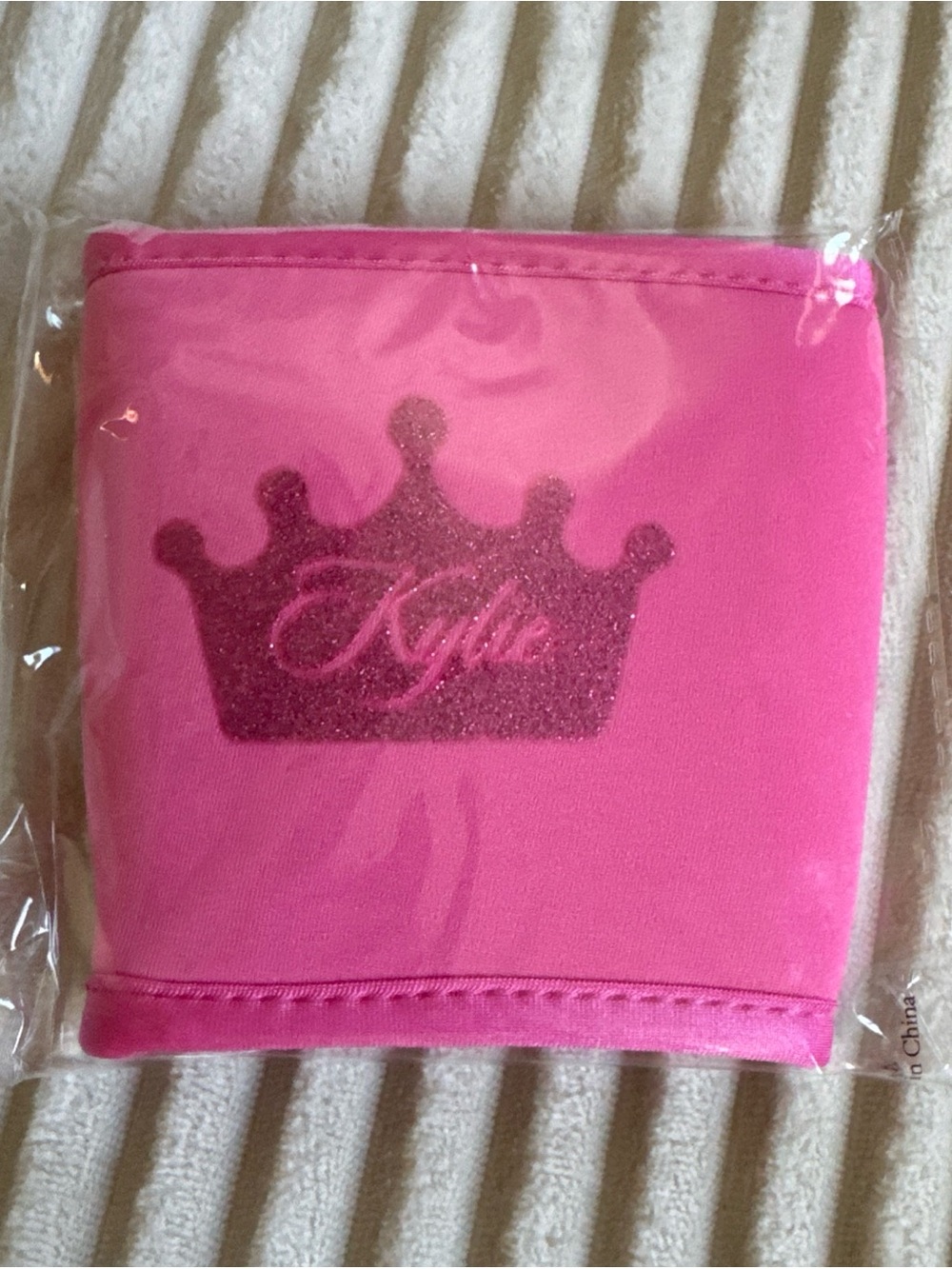 Rare limited edition Dunkin’ king Kylie collection cup sleeve
